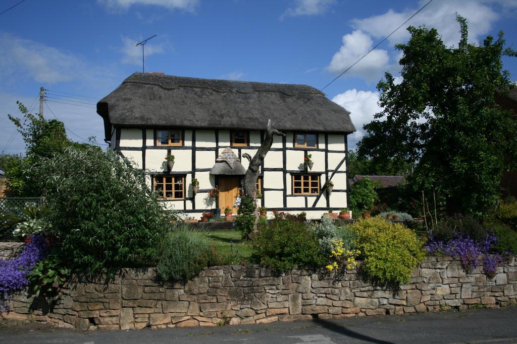 The Cobblers Bed And Breakfast Bishampton Exterior photo
